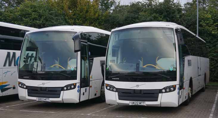 Motts Travel Volvo B8R Sunsundegui SB3 GB22MTT & UK22MTT